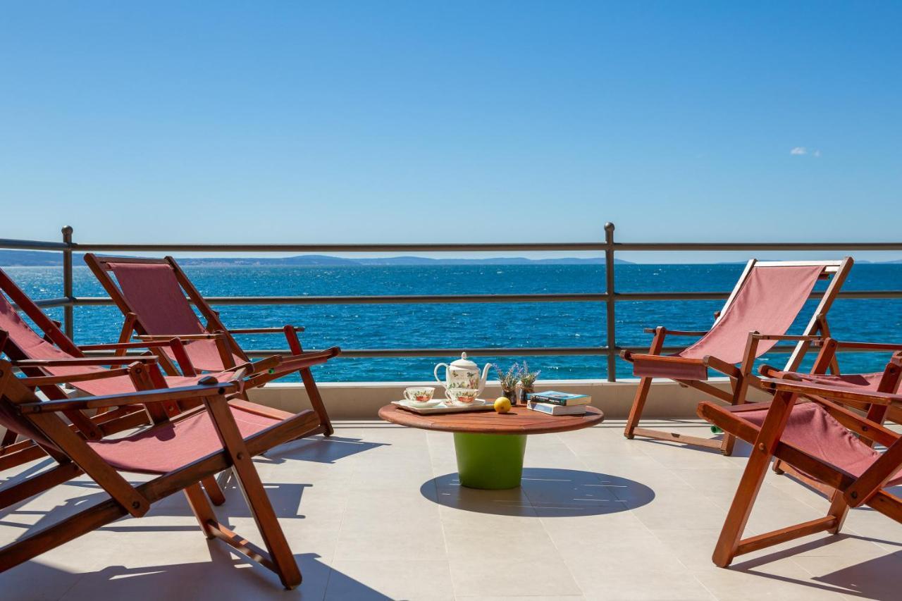 Blue Lagoon Beach Apartments Dugi Rat Ngoại thất bức ảnh